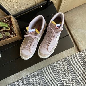 Nike high top cortez